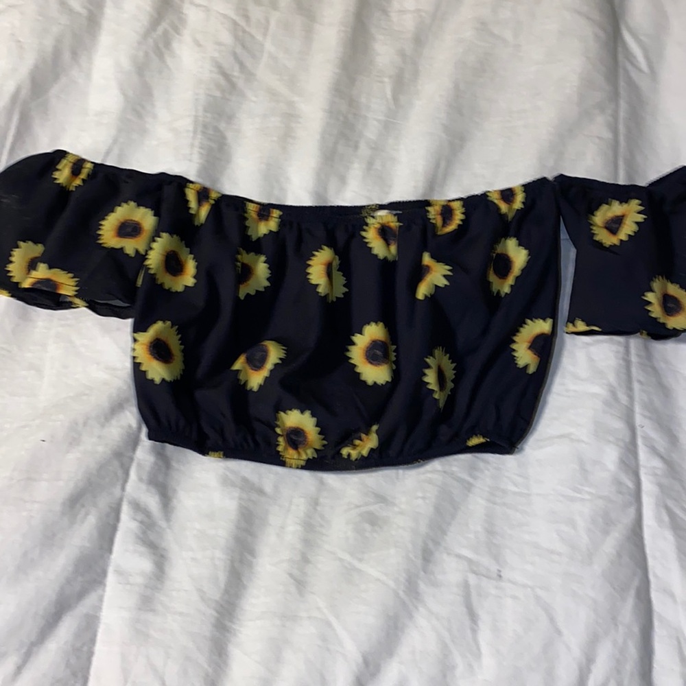 halter crop top
